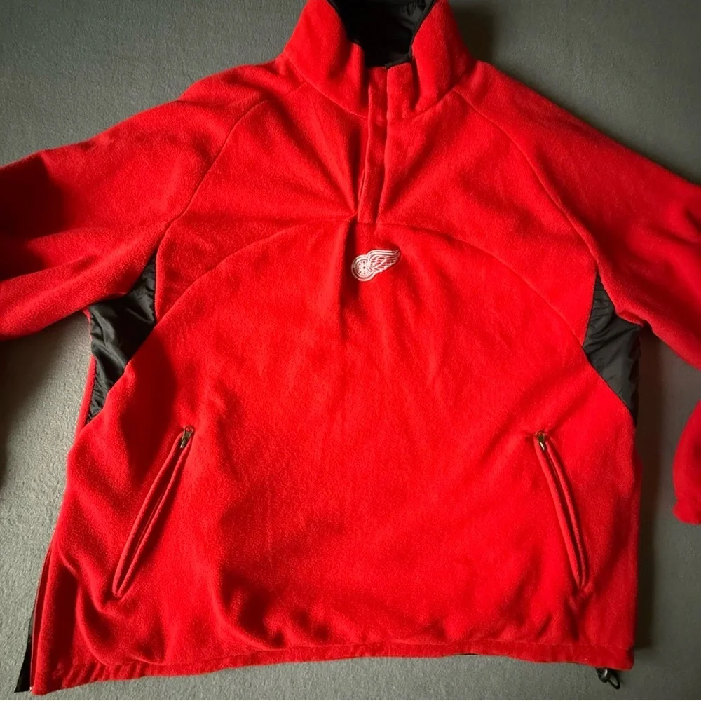 Red Wings Black and Red Pullover reversible Jacket XXL‎